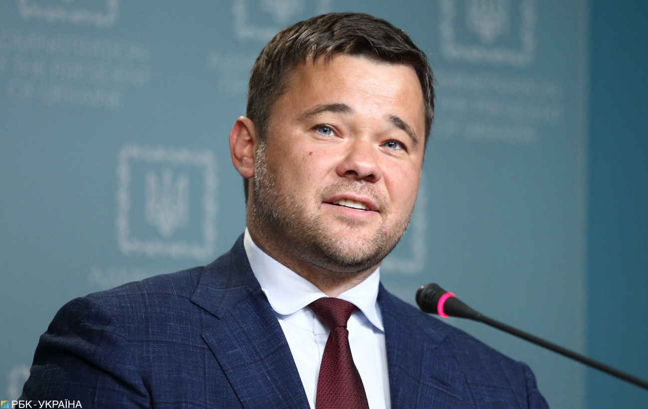 Спокойная Банковая: что изменилось за год Ермака